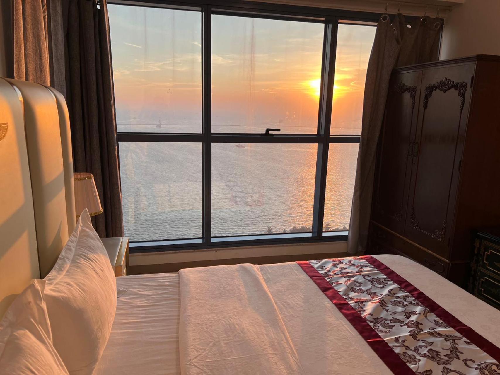 Sunset House Roxas Bay Apartment มะนิลา ภายนอก รูปภาพ