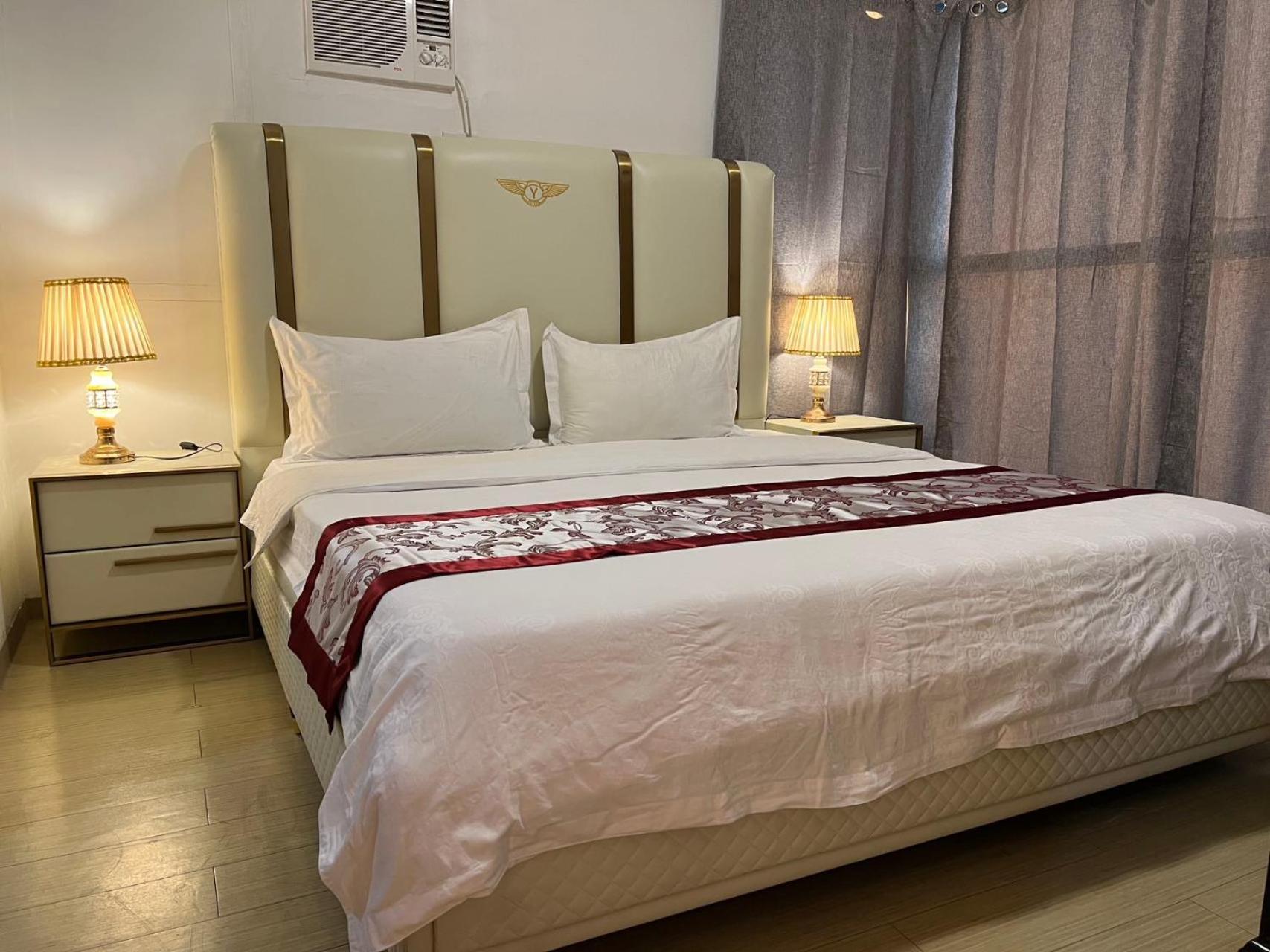 Sunset House Roxas Bay Apartment มะนิลา ภายนอก รูปภาพ